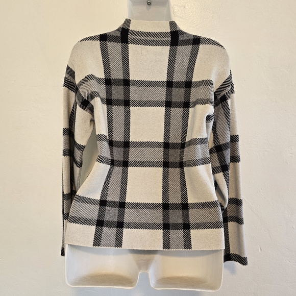 Premise - Plaid Knit Mock Sweater - Picture 9 of 15